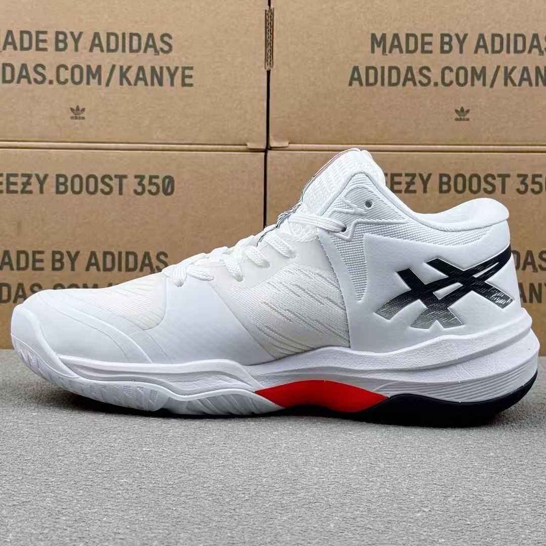 ASICS) SKY ELITE FF 3 YYB volleyball shoes metarise 3% lightweight rebound sports shoes (Category: Sneakers) located in Singapore. Submitted by asingaporecity (Listing ID 1396356562, Image 3). Description: 36--45.