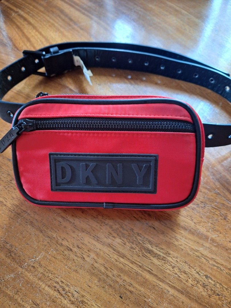 Authentic DKNY belt bag (Category: Luxury Bags & Wallets) located in San Pedro. Submitted by sarah_collections (Listing ID 1396353067, Image 2). Description: Personal preloved used 3x only bought in the US leather belt can be use separately for pants or shorts rfs: not fond of belt bags.
