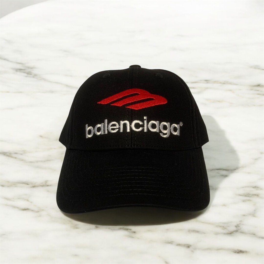 BALENCIAGA 3B LOGO CAP (Category: Caps & Hats) located in Manila. Submitted by scarlett_hope (Listing ID 1396462799, Image 1). Description: 1 SIZE FITS ALL COLOR RATE: 10/10 CONDITION: BRAND NEW.