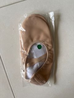 (Category: ) located in . Submitted by weiwei6791 (Listing ID 1396370035, Image 1). Description: .