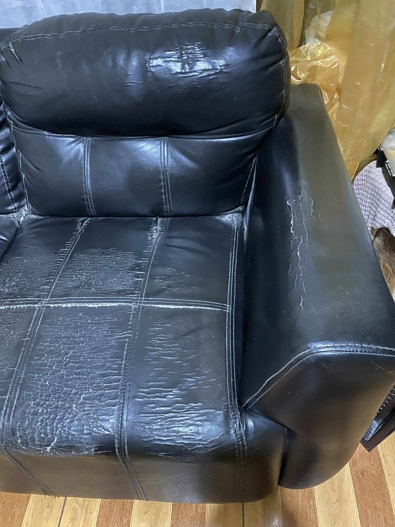 Black 2-Seater Sofa (Category: Sofas) located in Manila. Submitted by twincessshop (Listing ID 1396313214, Image 3). Description: black two-seater leather sofa that needs reupholstery. as is.see pictures for full details. GENUINE LEATHER COUCH. maharlika po ito nung binili. nakatambak n lang kaya ibenta at wala time ipaayos. paunahan na lang sa maayos kausap. ty.