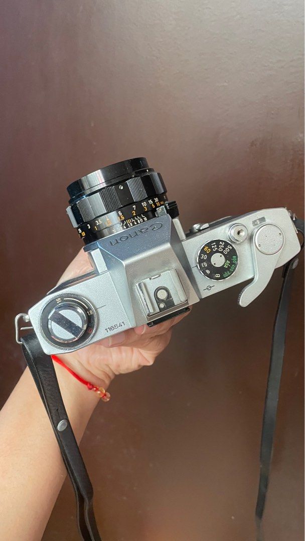 Canon Ex Auto (Film tested) (Category: Cameras) located in Quezon City. Submitted by kingbebop (Listing ID 1396328365, Image 2). Description: Notes: - Film tested and working - Can send sample shots upon request - Cosmetics 6.5/10 - Meter / EE feature untested - Lens got some small specks but generally okay Issues: - Has specks on its prism glass. Can be seen in viewfinder but doesn't affect the photos (could no longer be cleaned unless you repla