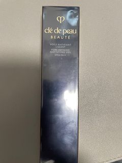 CDP Clé de Peau Beauté Pore-Refining Mattifying Veil64228425864065110