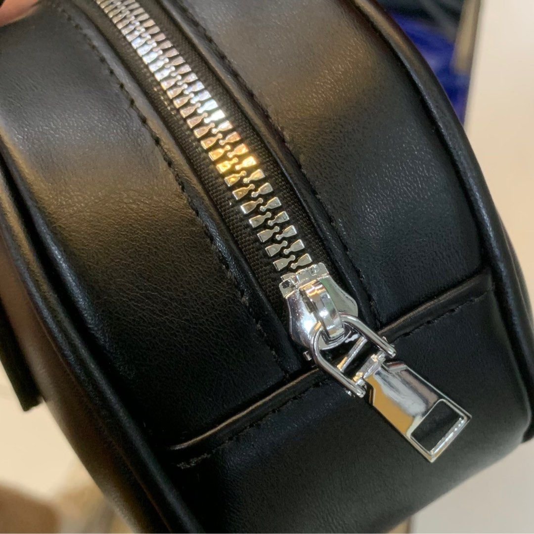 CHROME HEARTS MINI BAG (Category: Luxury Bags & Wallets) located in Manila. Submitted by scarlett_hope (Listing ID 1396334794, Image 3). Description: BRAND NEW CONDITION MOP: GCASH COURIER: J&T OR LALAMOVE.