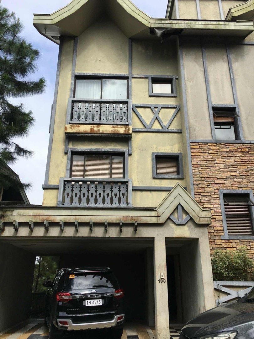 Crosswinds Tagaytay Deux Pointe Enclave (Category: House & Lot) located in Muntinlupa City. Submitted by neah.alina (Listing ID 1396396833, Image 3). Description: This one half of a duplex has rarely been used as owner is based in the US. Still, well maintained and it comes with some furnitures and appliances. It has a wide encompassing panoramic views of the flatlands of Cavite and Laguna from the master bedroom balcony. It is located in the exc