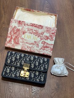 （分類：）位於 。 由 hwwc10 提交（商品編號 1396381058，圖片 1）。簡介： 。