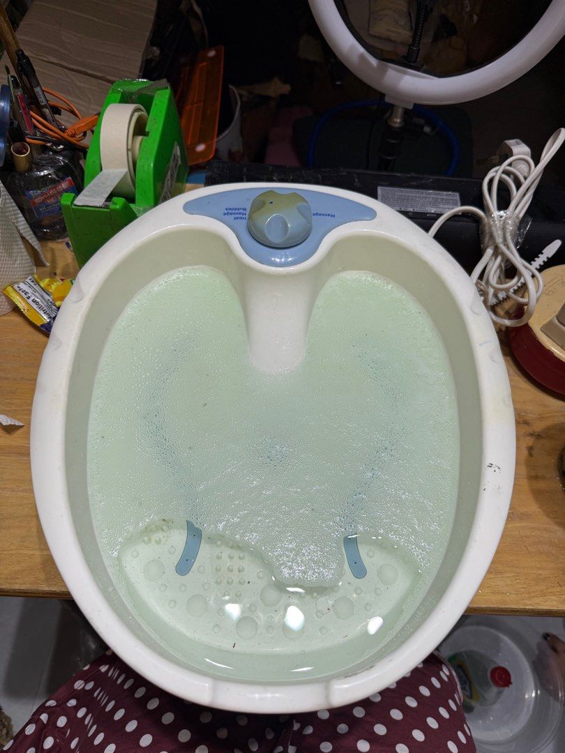 Foot Spa Massager (Category: Massage Devices) located in Pilar. Submitted by faveanyshop (Listing ID 1396448256, Image 1). Description: - Foot spa massager - Adjustable settings dial - White basin with blue accents - Features massage nodes - Central water reservoir - Ready to use - Good working condition.