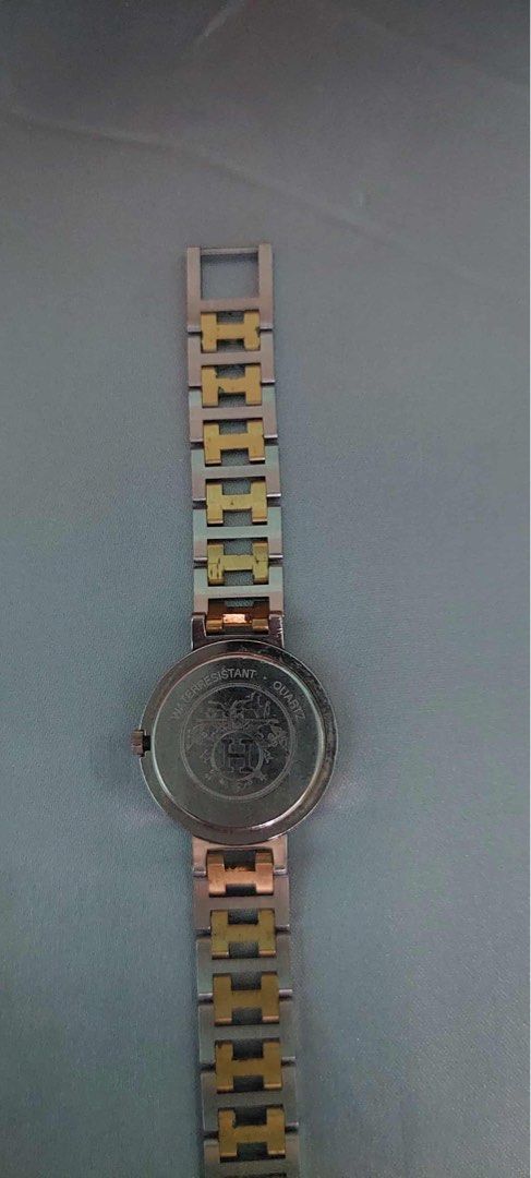 Hermes Watch (Category: Luxury Watches) located in Las Pinas. Submitted by bianchee (Listing ID 1396292128, Image 2). Description: .