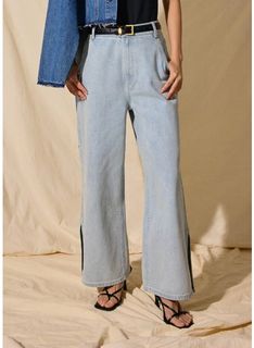 (Category: ) located in . Submitted by toclearmywardrobe (Listing ID 1396330618, Image 1). Description: .