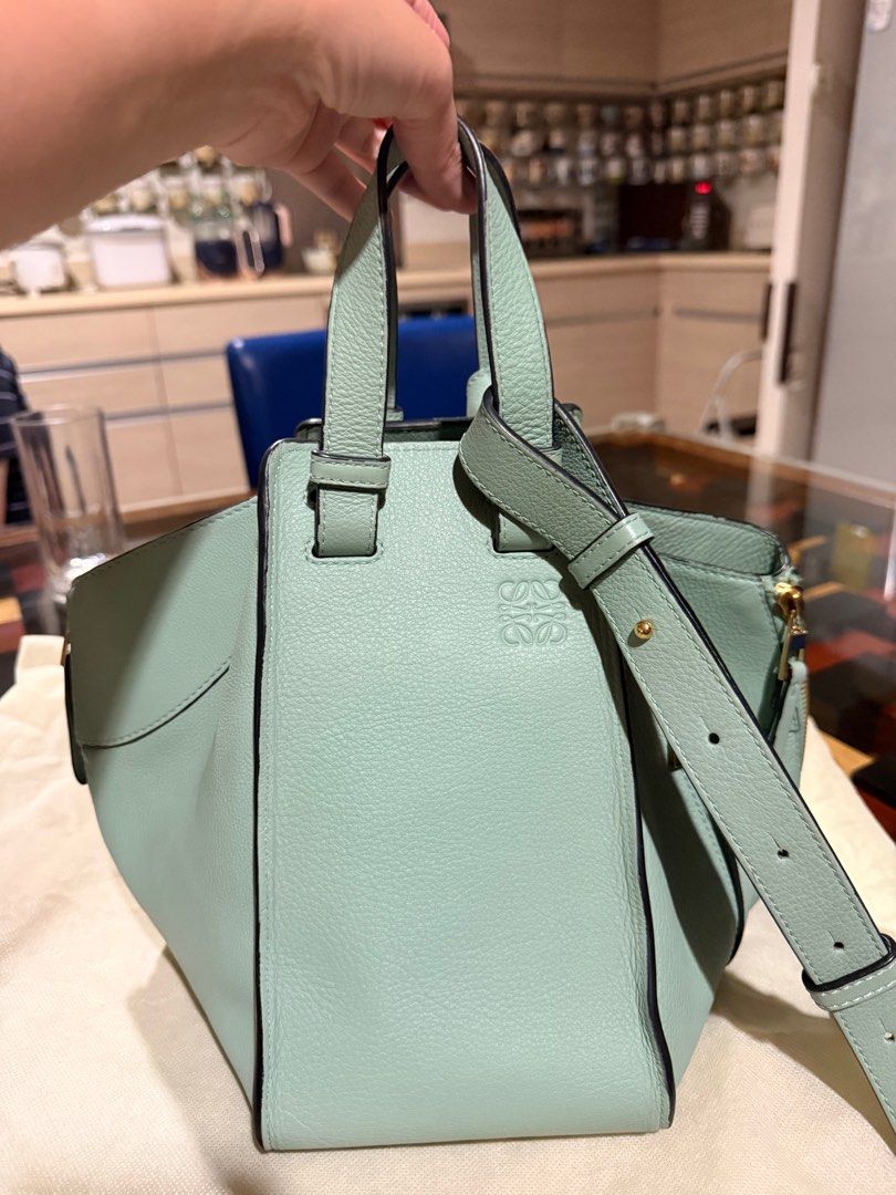 Loewe Hammock (Category: Luxury Bags & Wallets) located in Quezon City. Submitted by lykamm22 (Listing ID 1396350473, Image 1). Description: No dustbag .