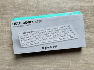 Logitech K380 Bluetooth Keyboard (White)64077533089282110