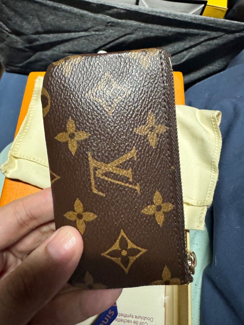 Louis Vuitton Coin Purse Key Pouch (Category: Luxury Bags & Wallets) located in Davao. Submitted by nomadfits (Listing ID 1394456518, Image 3). Description: Brand: LV Inclusions: Box, dustbag and card Condition: Like Nee RFS: Decluttering ** SF will be shouldered by buyer.