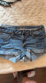(Category: ) located in . Submitted by k.atya (Listing ID 1396345116, Image 1). Description: .