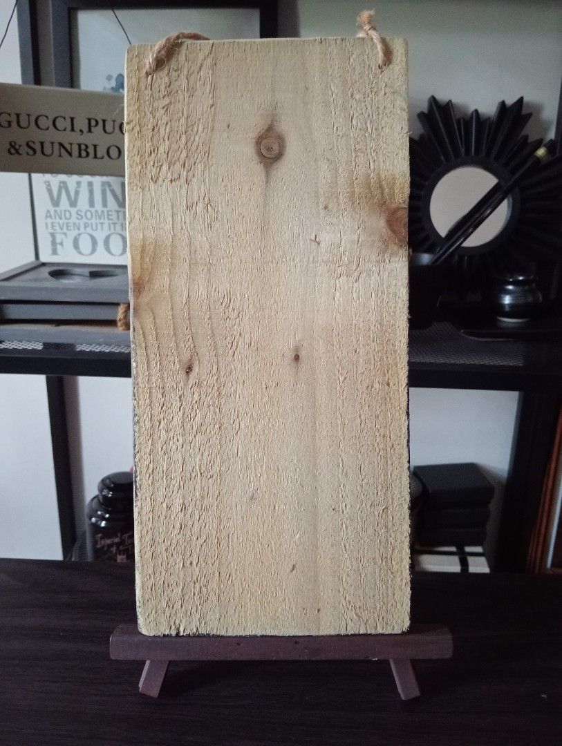 MEMO PLANK CHALKBOARD (Category: Wall Decor) located in Kawit. Submitted by gieclutter (Listing ID 1396377054, Image 3). Description: MEMO PLANK CHALKBOARD Flakers and joy reservers are 𝗻𝗼𝘁 𝗮𝗹𝗹𝗼𝘄𝗲𝗱 ✓𝗔𝗦 𝗜𝗦 ✓Faded na yung top part nung peach color ・Actual photos, sized precisely ・Verify the item's dimensions first ・ Expect flaws (dents, nicks, gouges, scratches, and paint chips) as items are sourced directly from the supplier ・All sal