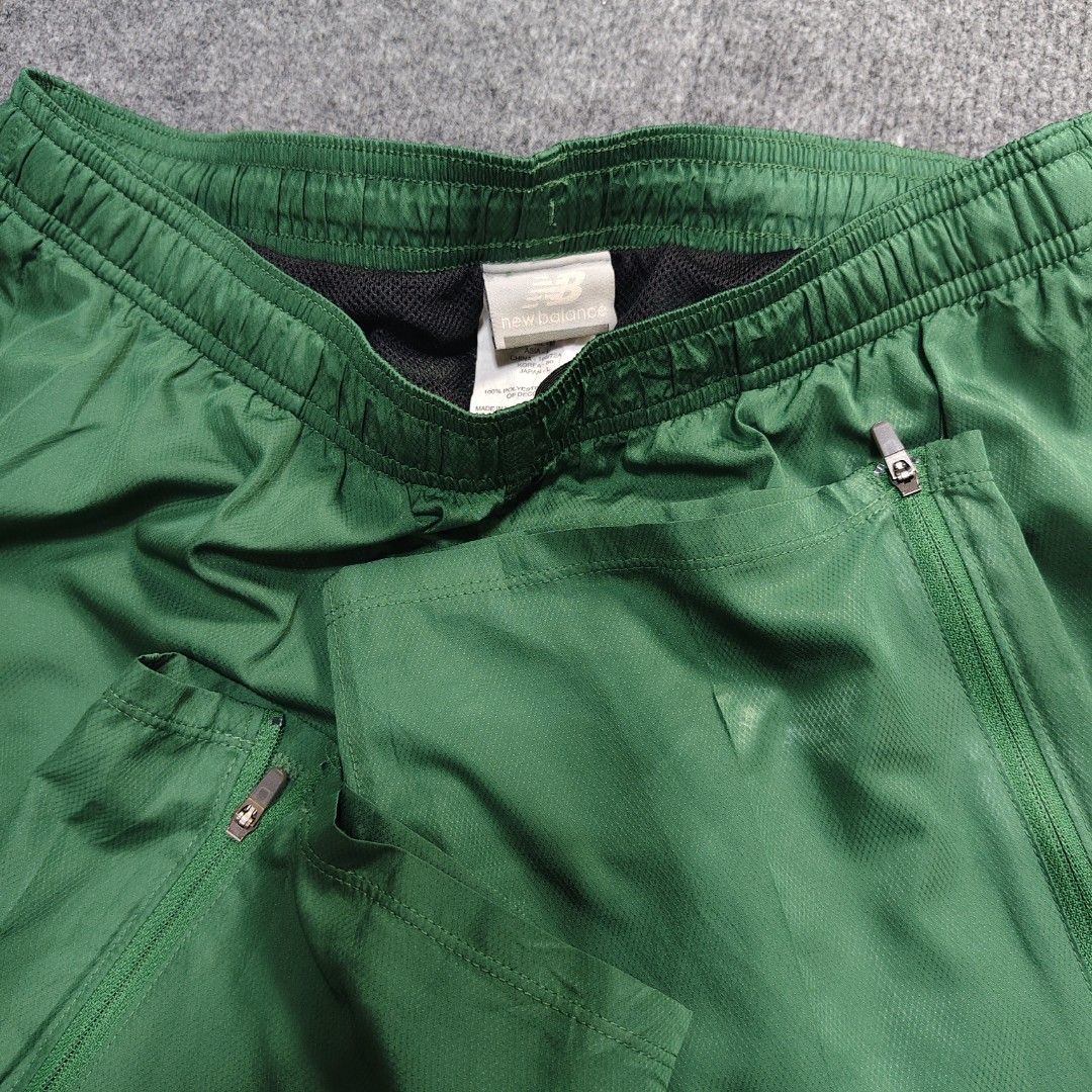New Balance Forest Green Trackpants (Category: Activewear) located in Mandaluyong City. Submitted by raindrops.ph (Listing ID 1396371136, Image 2). Description: New Balance Forest Green Trackpants L on tag 38L x 30-34W Excellent condition DISCLAIMER: Please note that @raindrops.ph is not affiliated with or endorsed by any brand. Any brand names or trademarks mentioned are the properties of their respective owners..