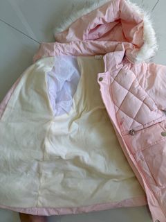 (Category: ) located in . Submitted by lobang92 (Listing ID 1396296586, Image 1). Description: .