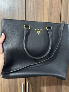 (Category: ) located in . Submitted by glamfashionboutique (Listing ID 1396340131, Image 1). Description: .