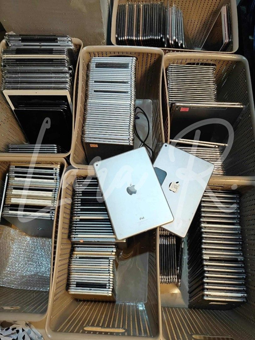 Pre-Owned iPads (Category: iPad) located in Cainta. Submitted by lara_r. (Listing ID 1396428117, Image 2). Description: 📌 Direct Supplier – Not Reseller Offering quality iPads at fastbreak prices. Available Models: • iPad Mini 2 WiFi (16GB) • iPad Mini 3 WiFi (16GB) • iPad Air 2 WiFi (16/32GB) • iPad Mini 4 WiFi (16/32GB) • iPad 6th Gen WiFi (128GB) 🔹 Bulk orders welcome (special pricing available) 🔹 With SIM models also available 🔹 Prices ne