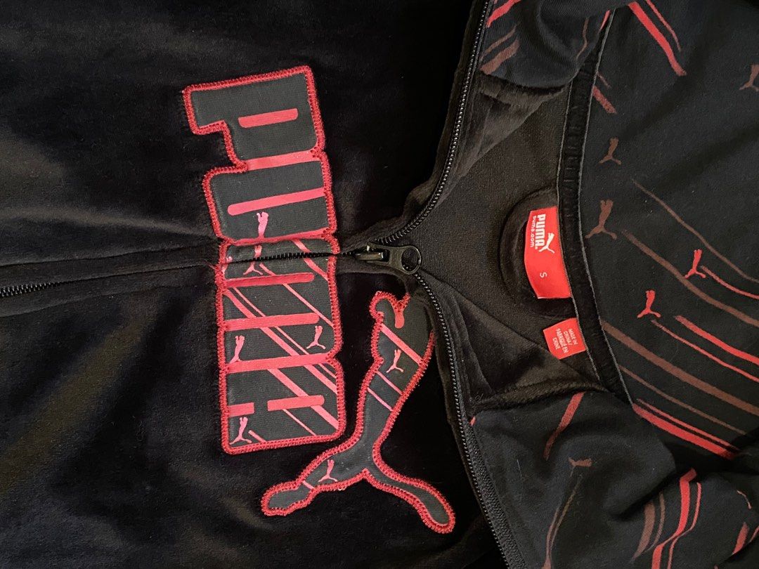 Puma Velour Jacket (Category: Others Tops) located in Manila. Submitted by _ingeolmi (Listing ID 1396471405, Image 2). Description: Small-medium .