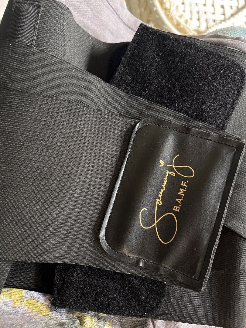 Sammy J Sauna Shaper (Category: Activewear) located in San Jose. Submitted by arakyer (Listing ID 1396301531, Image 1). Description: Once lang nagamit, nakatambak lang. May komting himulmol pero all goods pa din.