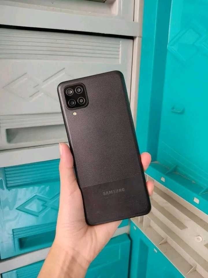 Samsung A12 128GB No issue (Category: Samsung) located in Manila. Submitted by fastfox-73e6 (Listing ID 1396452860, Image 2). Description: No issue Unit and charger only gagamitin nalang.