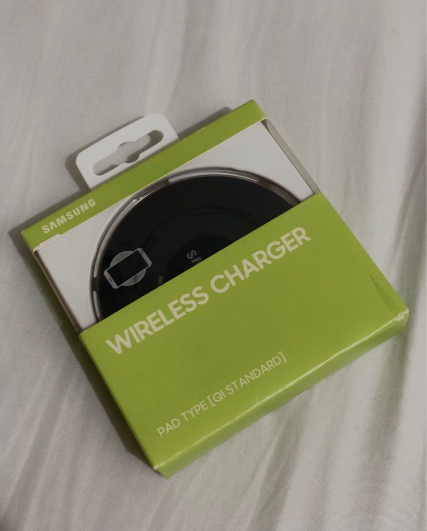 Samsung Wireless Charger (Category: Chargers & Cables) located in Manila. Submitted by shelovedd_ (Listing ID 1396436510, Image 1). Description: .