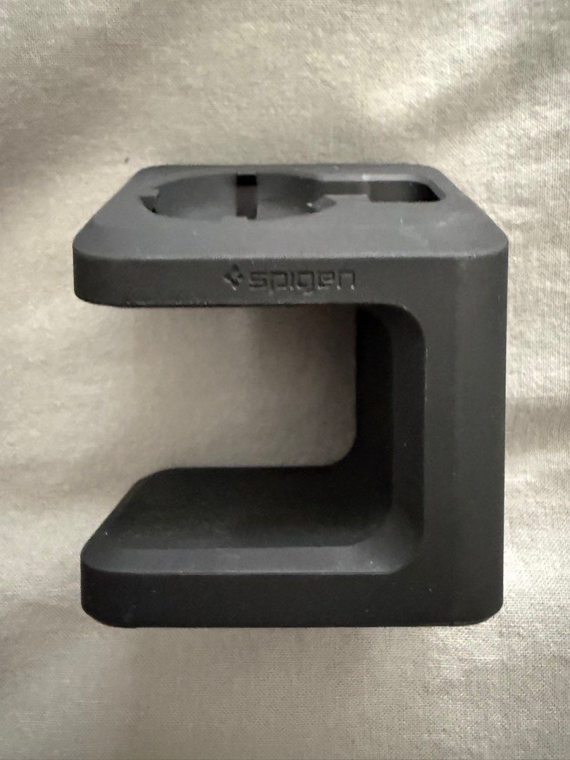 Spigen S355 Pixel Watch 3 (45/41 mm)/2 Stand (Category: Mounts & Holders) located in Mandaluyong City. Submitted by splace61 (Listing ID 1396334334, Image 1). Description: Spigen S355 Pixel Watch 3 (45/41 mm)/2 Stand • Like new • With box • ₱500.