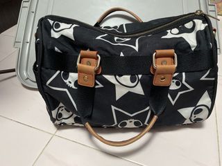 (Category: ) located in . Submitted by summerspreesale (Listing ID 1396296619, Image 1). Description: .