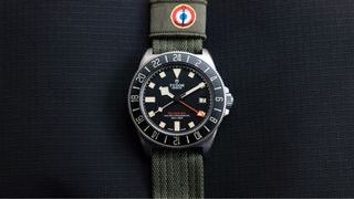 （分類：）位於 。 由 clocks91 提交（商品編號 1396298783，圖片 1）。簡介： 。