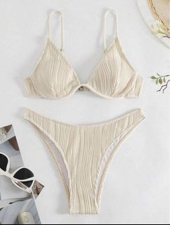 (Category: ) located in . Submitted by overtones (Listing ID 1396389464, Image 1). Description: .