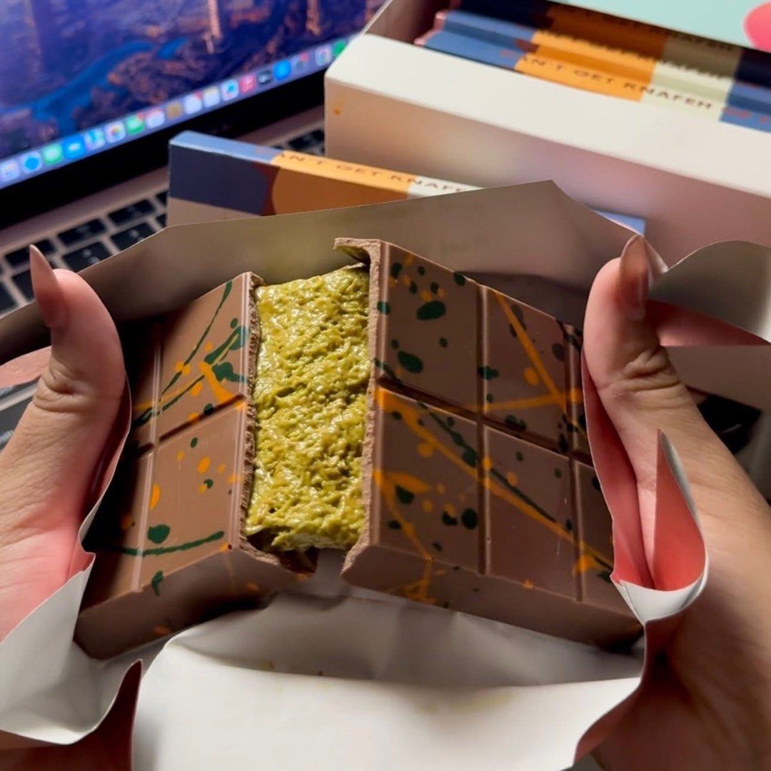 Viral Dubai FIX Pistachio Chocolate (Category: Other Food & Drinks) located in Muntinlupa City. Submitted by _uncledrew (Listing ID 1396439639, Image 1). Description: 𝐃𝐮𝐛𝐚𝐢’𝐬 𝐕𝐢𝐫𝐚𝐥 𝐅𝐈𝐗 𝐏𝐢𝐬𝐭𝐚𝐜𝐡𝐢𝐨 𝐂𝐡𝐨𝐜𝐨𝐥𝐚𝐭𝐞 FIX: Can’t Get Knafeh Of It 🍫 Craving to try Dubai’s famous, Tiktok-viral, pistachio chocolate? We have it back on stock for a limited time! ₱1,590 only per bar! Negotiable if 1 box po Pm me for orders thanks!.
