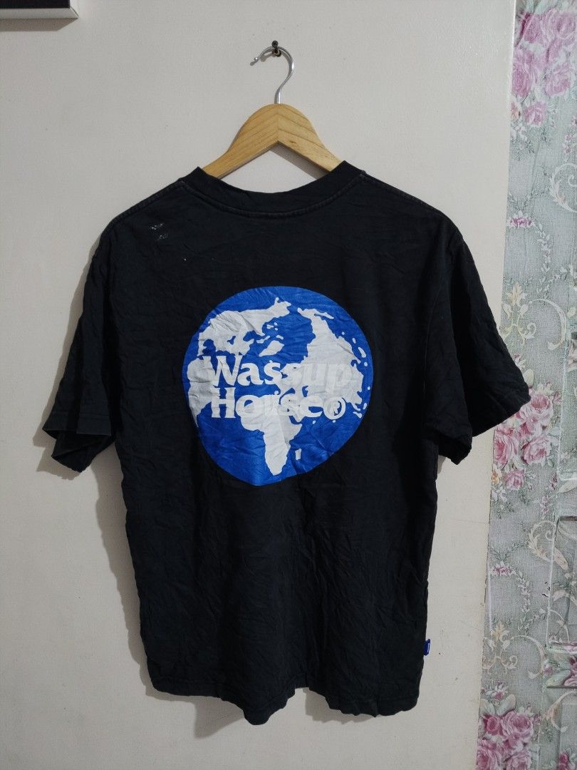Wasup World Graphic T-shirt (Category: Tshirts & Polo Shirts ) located in Manila. Submitted by bentong18188433 (Listing ID 1396407874, Image 2). Description: - Black Wasup World t-shirt - Front: "WELCOME TO WASUP WORLD" graphic - Back: Globe graphic with "Wasup World" - Short sleeves - Crew neck.