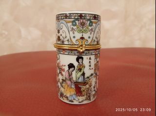 （分類：）位於 。 由 wycclou 提交（商品編號 1396633607，圖片 1）。簡介： 。