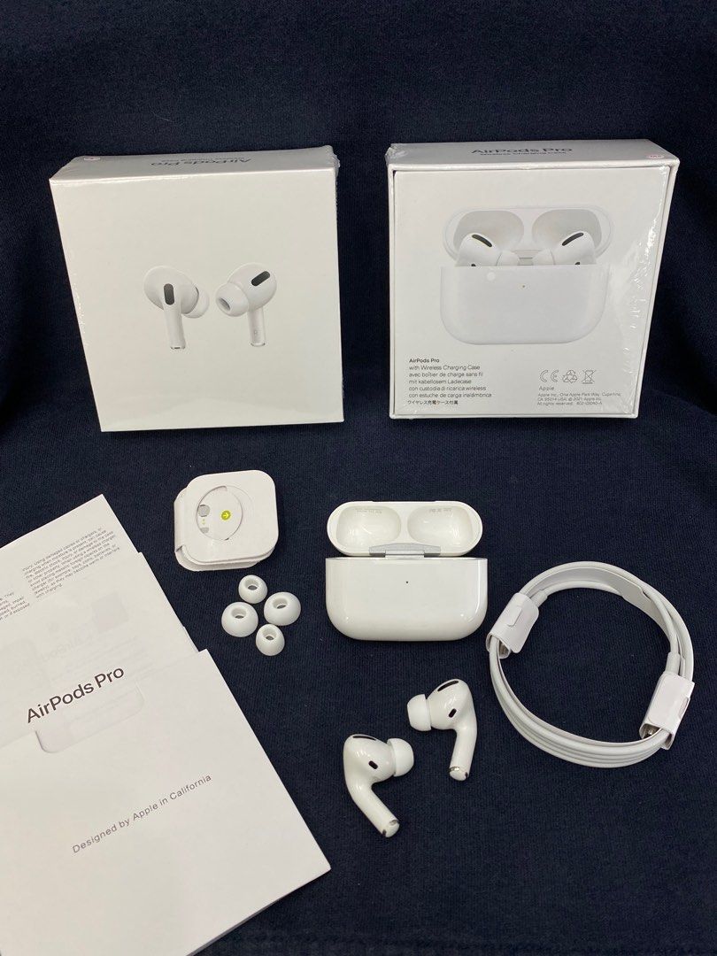 AirPods Pro 1 (Category: Earphones) located in San Juan City. Submitted by seller_accessories (Listing ID 1396605604, Image 1). Description: .