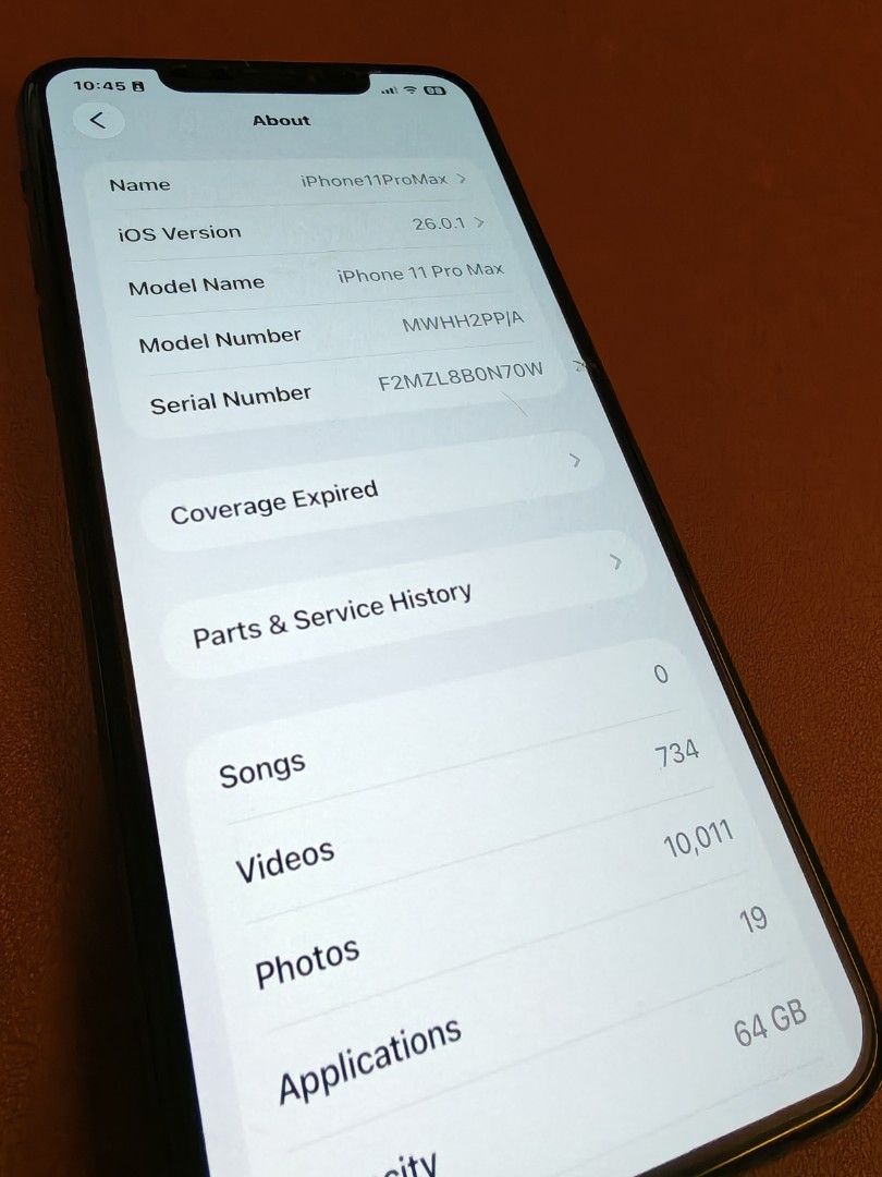 Apple iPhone 11 Pro Max 64 GB (Category: iPhone 11 Series) located in Quezon City. Submitted by younggem.aa5a57 (Listing ID 1396628655, Image 3). Description: .