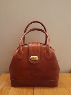 （分類：）位於 。 由 bargain_diggie 提交（商品編號 1396591310，圖片 1）。簡介： 。