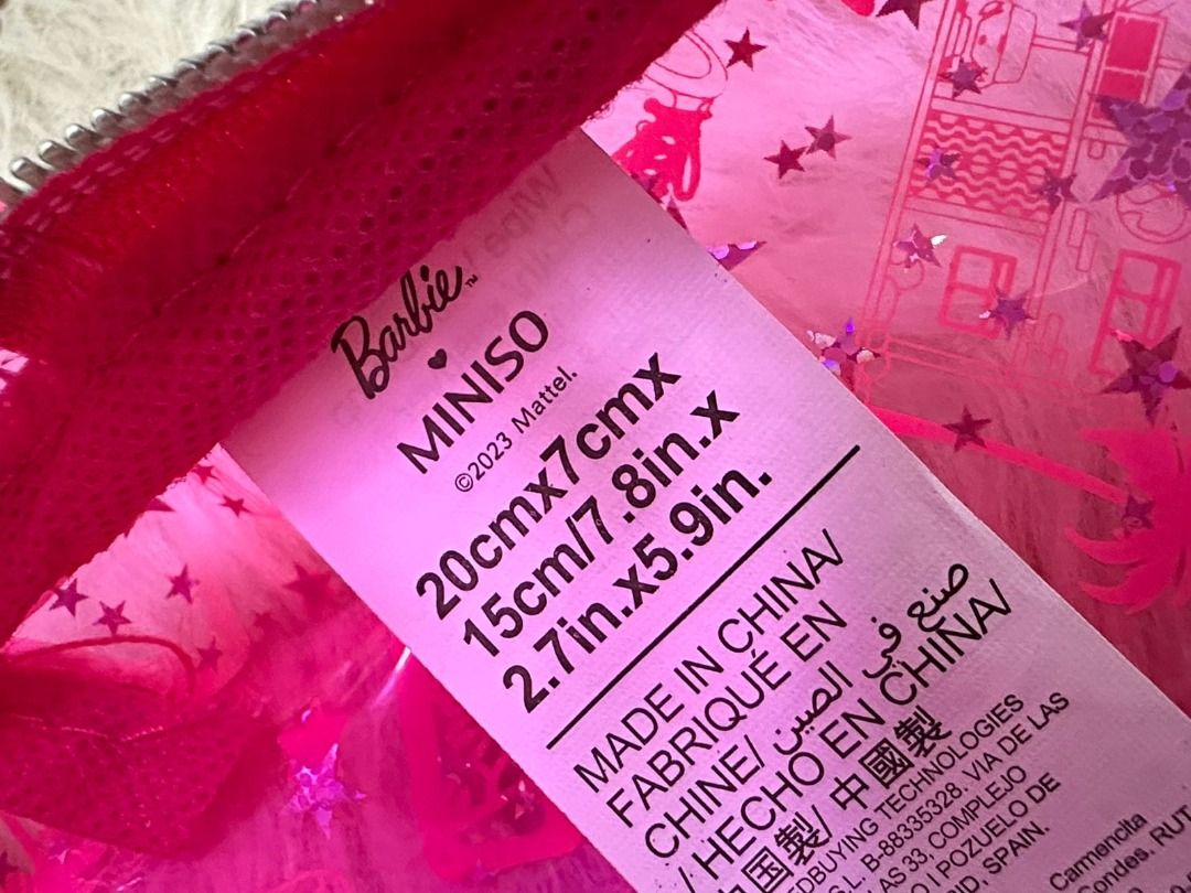 Barbie Miniso Cosmetic Bag/Pouch (Category: Purses & Pouches) located in Iloilo. Submitted by sieistzen (Listing ID 1396570891, Image 3). Description: • For sale: Barbie Miniso Cosmetic Bag/Pouch • Price: ₱200 (nonnegotiable) • Location: Iloilo • Shipping/Delivery: J&T Express (shipping fee to be shouldered by the buyer) • Reason for selling: Decluttering Note: No longer has the tag but has never been used. It’s as good as new..