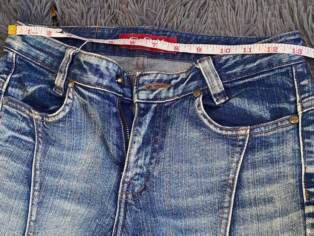 bootcut jeans (Category: Jeans) located in Manila. Submitted by _ingeolmi (Listing ID 1396472682, Image 3). Description: small-medium .