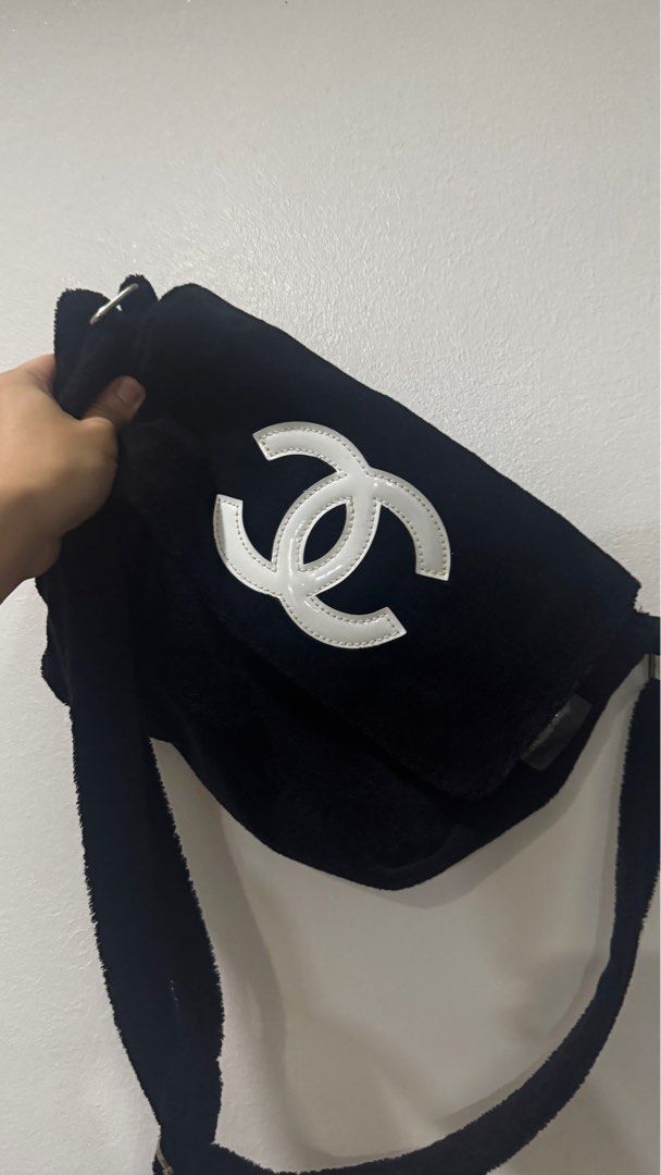 Chanel VIP Precision Bag (Category: Luxury Bags & Wallets) located in Manila. Submitted by louievallejos (Listing ID 1396496897, Image 2). Description: - Black shoulder bag - White Chanel logo - Soft, fur material - Flap closure.