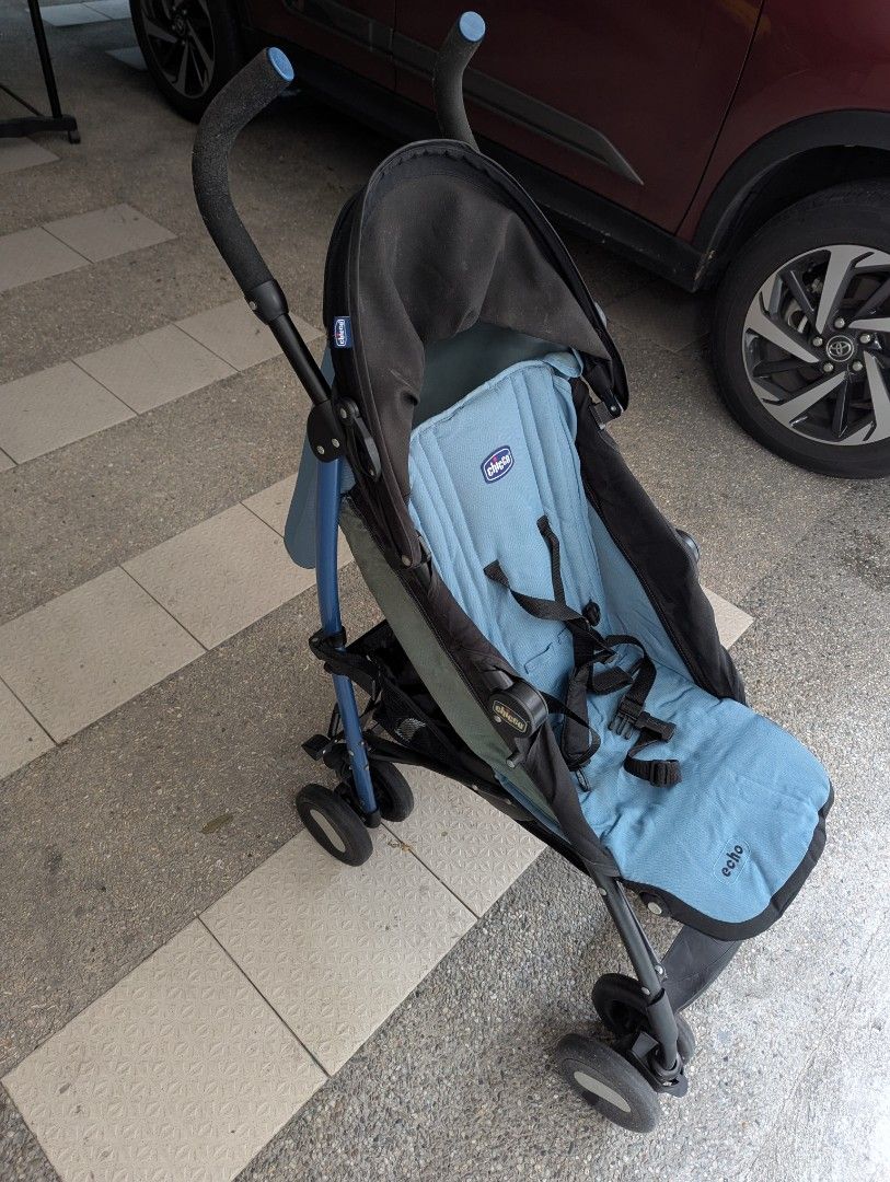Chicco Echo Umbrella Stroller (Category: Strollers) located in Quezon City. Submitted by nelwynang (Listing ID 1396535790, Image 3). Description: WYSIWYG Stroller needs to be cleaned; parts can be disassembled to be wash; foam/sponge part of the handle is already rough due to age https://youtu.be/UgBq9J888cc?si=sbDgrd8rnEtqEYit Pick up point @ Brgy UP Village, QC Sf to be shouldered by buyer (Grab/Lalamove) Mop thru BPI .