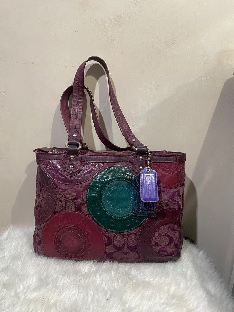 Coach Patchwork Pink (Category: Luxury Bags & Wallets) located in Mariveles. Submitted by declouterringmom (Listing ID 1392071464, Image 1). Description: Legit Onhand Hangtag included .