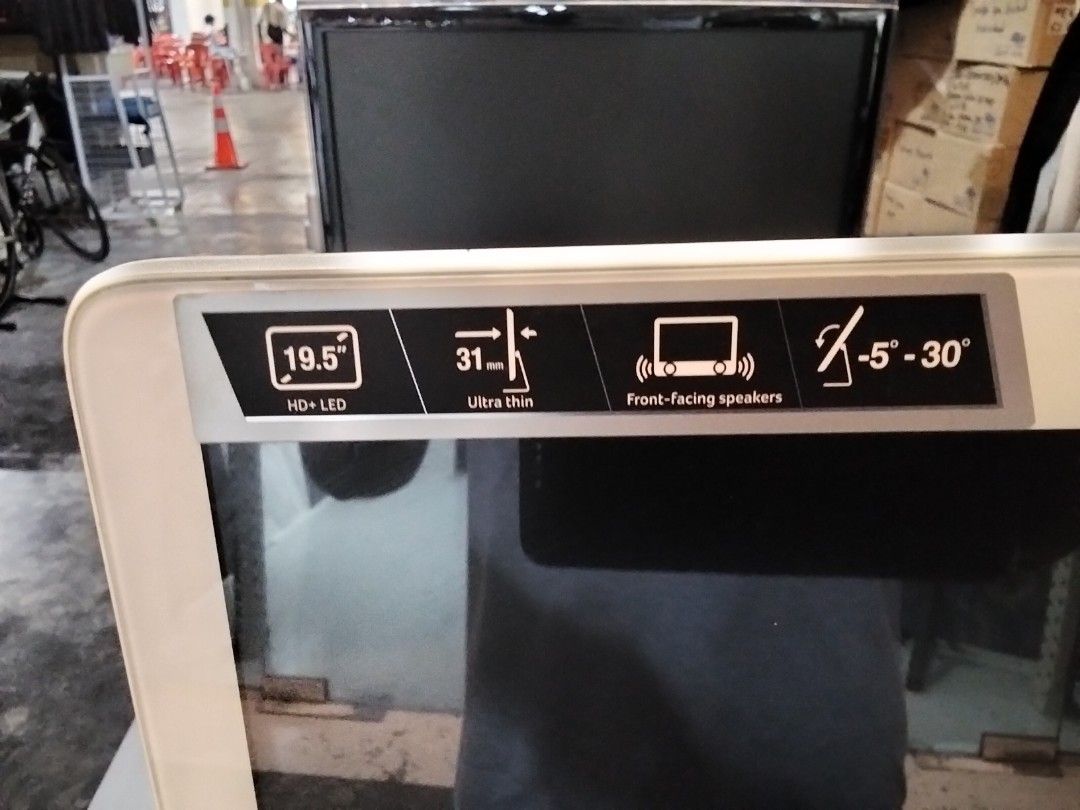 Computer63968015478403113