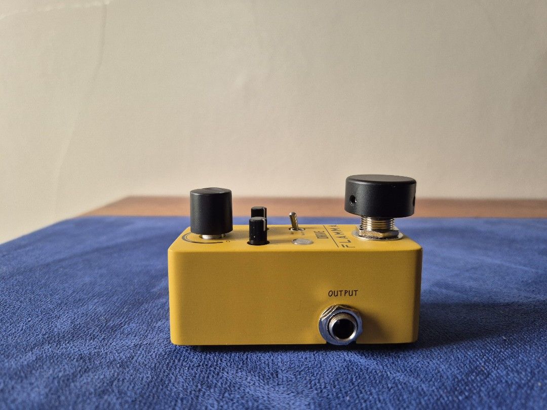 Flamma Drive Pedal (Category: Musical Instruments) located in Bantay. Submitted by backyardcyclist (Listing ID 1396513110, Image 2). Description: - Flamma FC07 overdrive pedal - for electric guitar - with 2 overdrive modes: hot & warm - box already gone - NO issues.