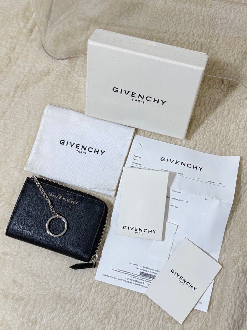Givenchy Coin Card Holder Black 🖤 (Category: Luxury Bags & Wallets) located in Quezon City. Submitted by nics. (Listing ID 1396515103, Image 1). Description: Givenchy Coin Card Holder in Black 🖤 100% Guaranteed Authentic & Brandnew from Italy Europe Italy 🇮🇹🖤 3x Moneyback guarantee if proven fake 💯 Slightly nego po 🖤.