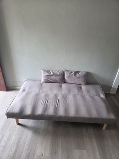 (Category: ) located in . Submitted by dinzdws (Listing ID 1396530639, Image 1). Description: .