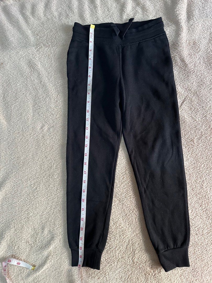 H&M jogger kids cotton (Category: Other Bottoms) located in Manila. Submitted by sonandaughter (Listing ID 1396539572, Image 2). Description: Size posted. Price firm. Please zoom in pictures to check. Lets not waste each other’s time. Motorcycle courier shouldered and booked by buyer or pick up . No holes no stains no rips. Flaws will be disclosed if there is. Thank you .