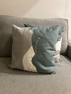 (Category: ) located in . Submitted by declutter317 (Listing ID 1396644141, Image 1). Description: .