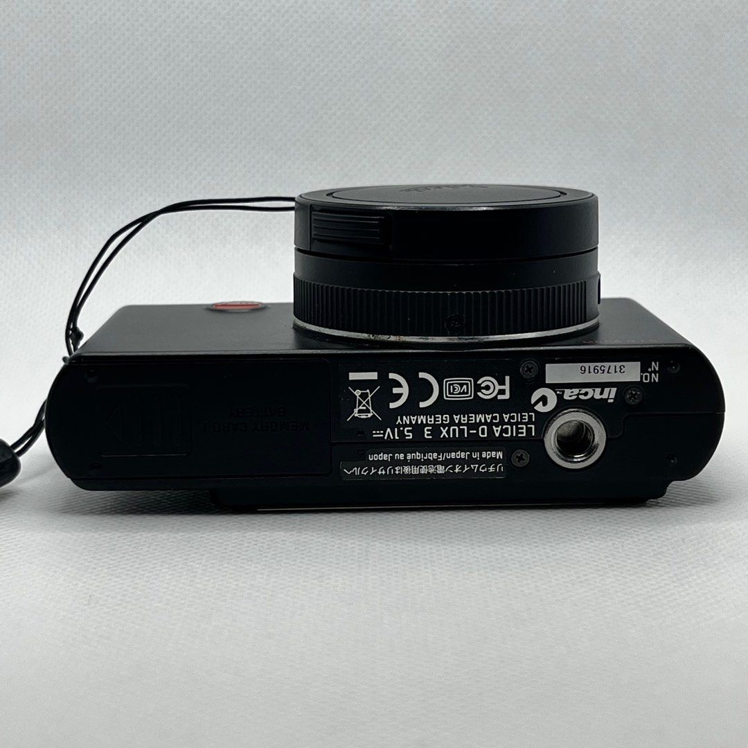 Leica D-LUX 3 Mint Complete (Category: Cameras) located in Taguig. Submitted by michael.ponce (Listing ID 1396483967, Image 3). Description: Mint condition Leica D-LUX 3 Complete inclusions Camera, battery, charger, lens cap, strap, A/V cable, box , manuals, 8GB SD Card, Original Bag No issues Battery can take 150-200 shots Pickup at Cypress Towers C5 Taguig only No shipping.