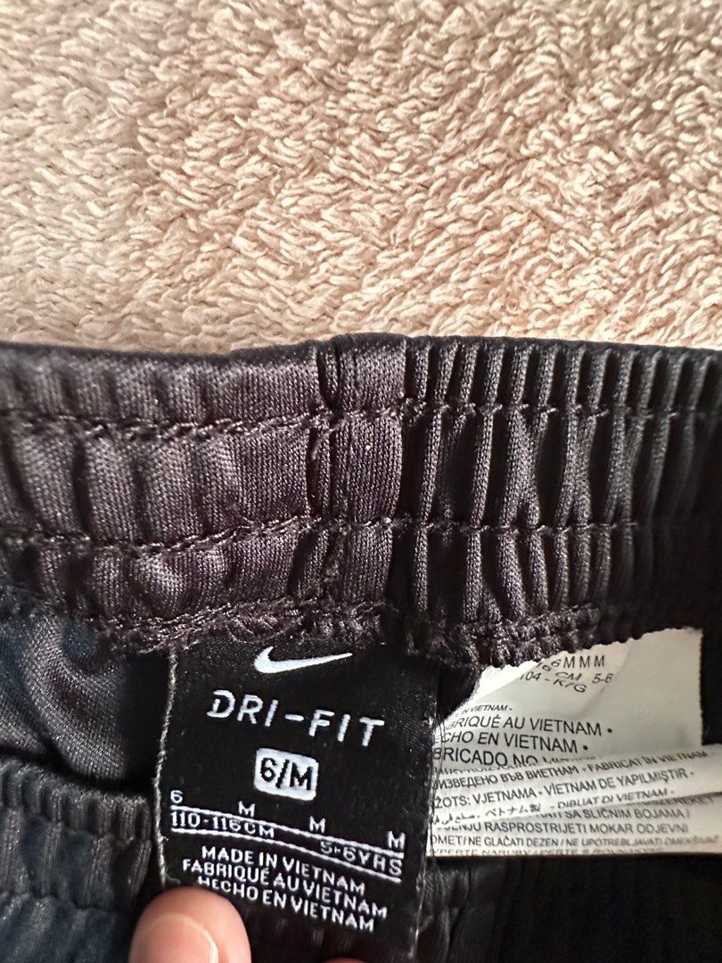 NIKE kids boys shorts (Category: Babies & Kids Fashion) located in Manila. Submitted by sonandaughter (Listing ID 1396540074, Image 3). Description: Son’s preloved Size posted. Price firm. Please zoom in pictures to check. Lets not waste each other’s time. Motorcycle courier shouldered and booked by buyer or pick up . No holes no stains no rips. Flaws will be disclosed if there is. Thank you .