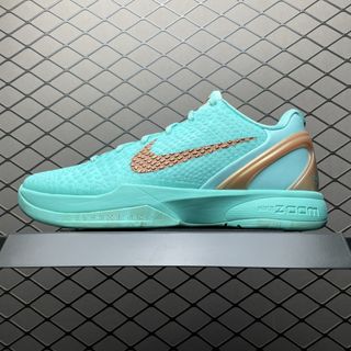 (Category: ) located in . Submitted by outlet.sneaker.shop (Listing ID 1396483174, Image 1). Description: .